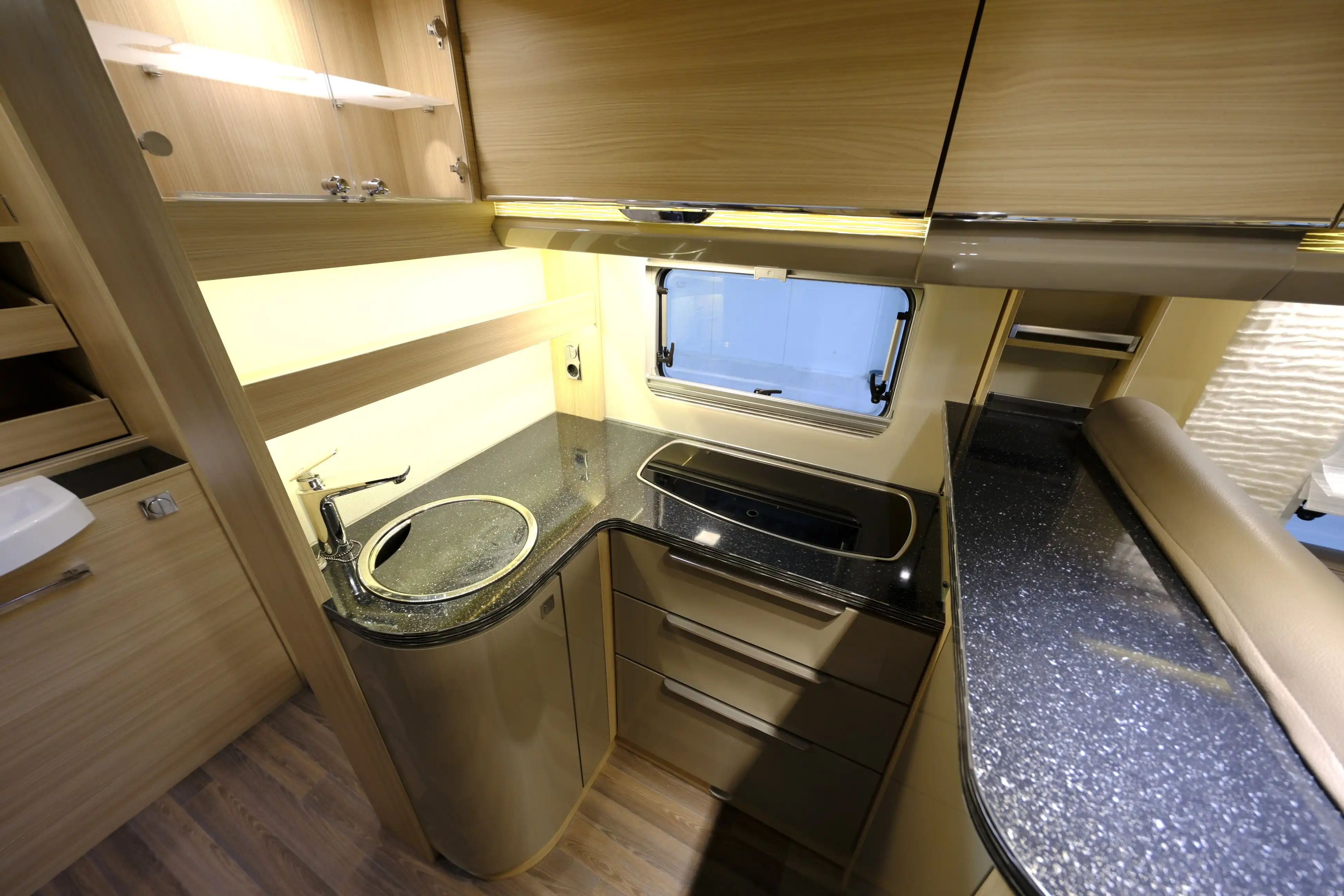 BUERSTNER Ixeo IT 680 G - Ansicht 11